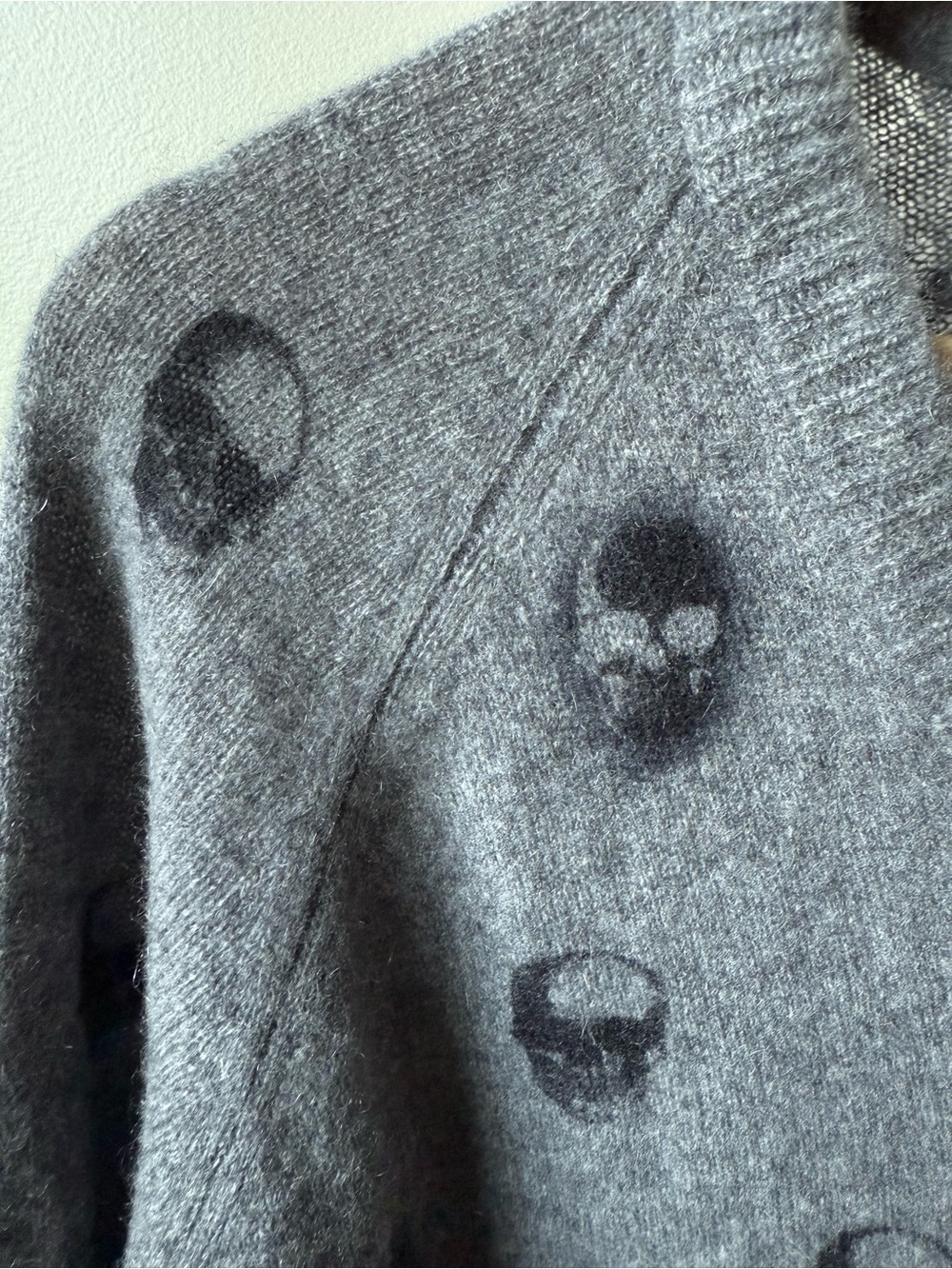 SKULL CASHMERE Sweater Goth Grunge Edgy Punk Dark Academia Indie Quirky Cozy L - Picture 3 of 8